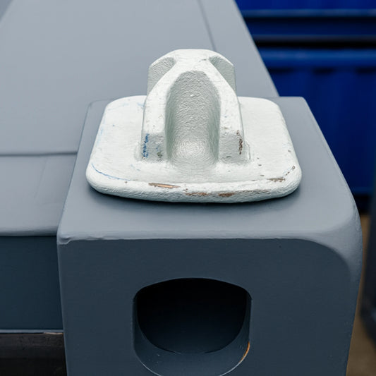 Horizontaler Stacking Cone auf Container zur Sicherung