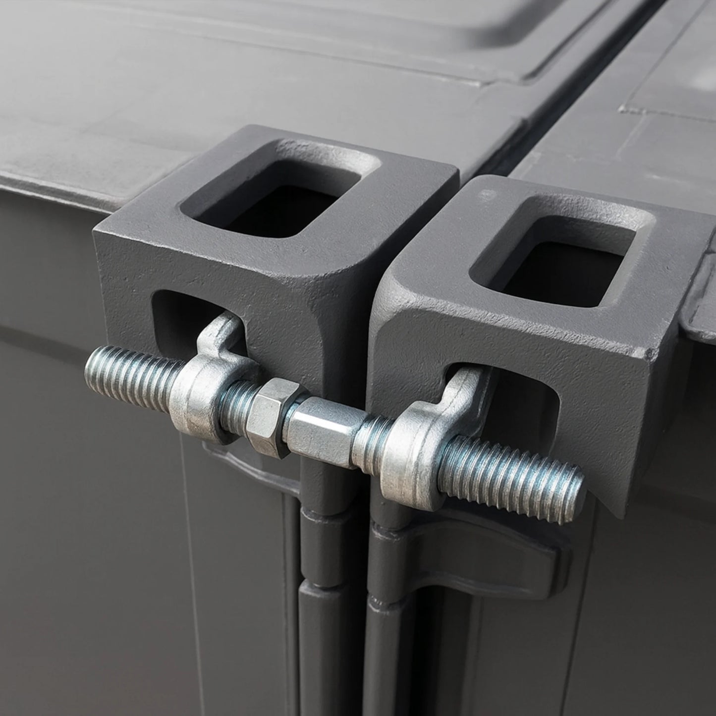 Bridge Fitting zwischen zwei Containern zur sicheren Verbindung